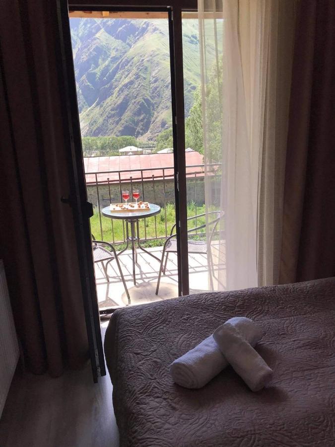 Crystal Kazbegi Hotel Eksteriør billede