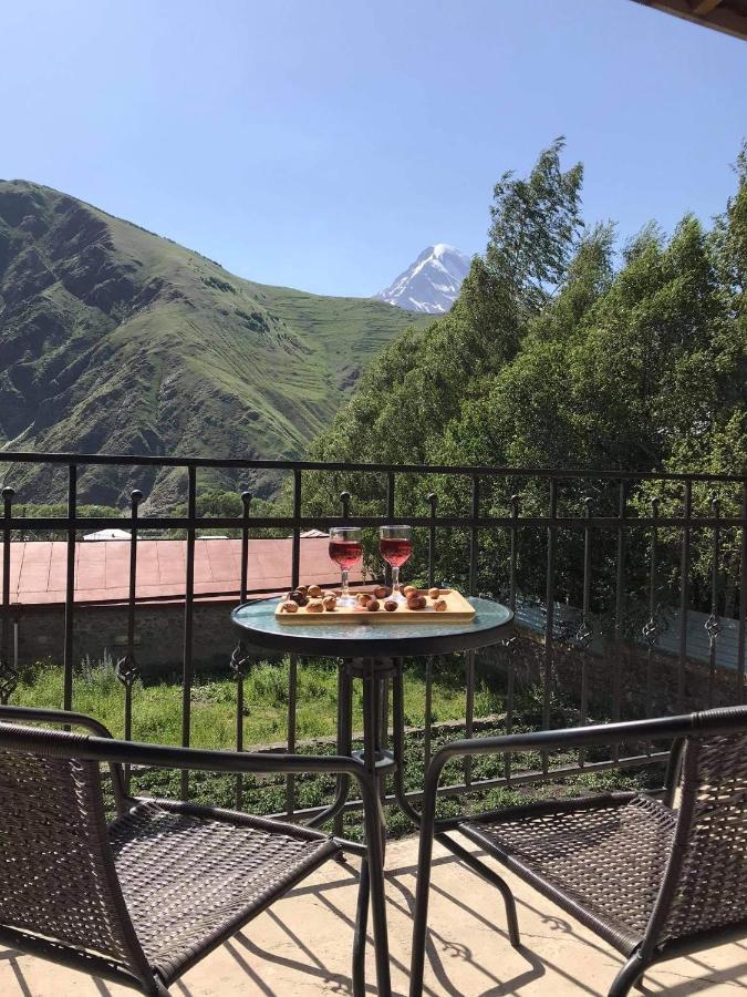 Crystal Kazbegi Hotel Eksteriør billede