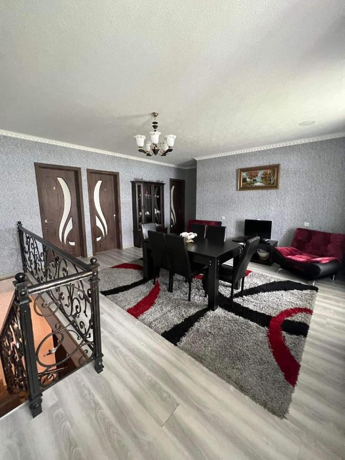 Crystal Kazbegi Hotel Eksteriør billede