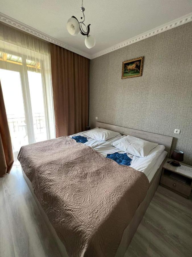 Crystal Kazbegi Hotel Eksteriør billede